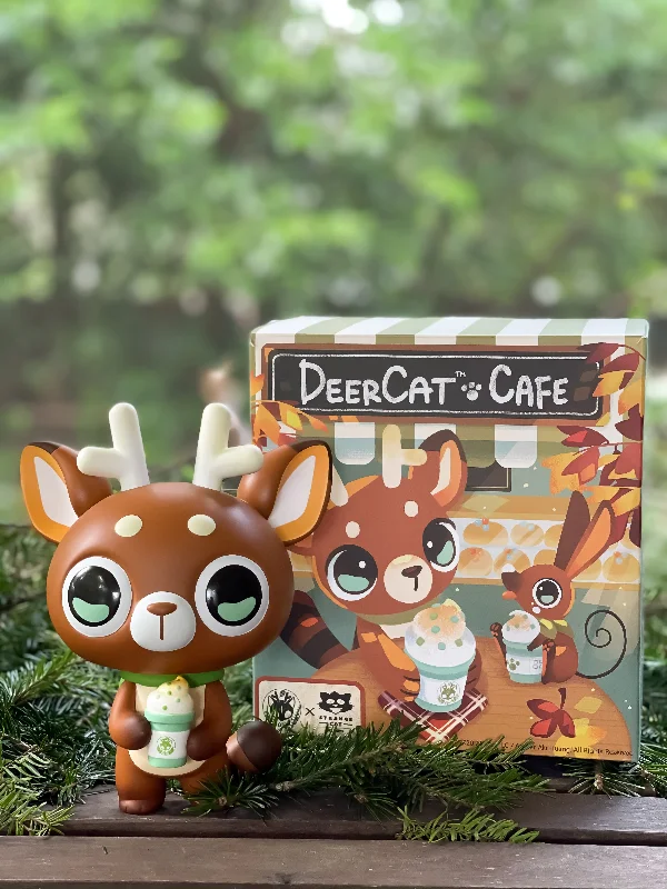 - Remote interactive pet feederDeerCat by Amber Aki Huang